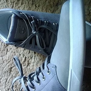 Timberland groveton  grey nubuck men leather 10.5 use Good good condition